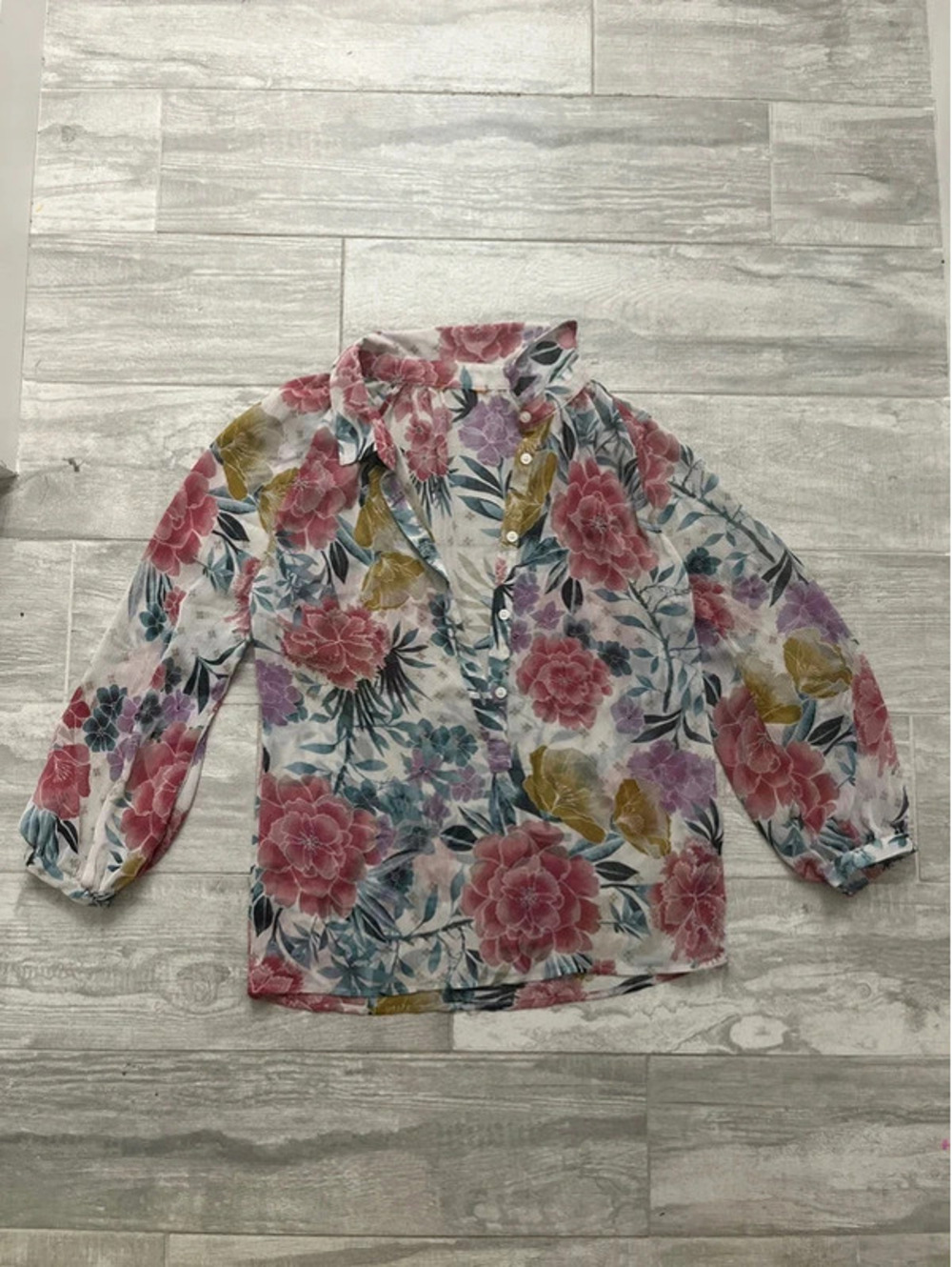 Floral Tropical Button Front Blouse 3/4 sleeve